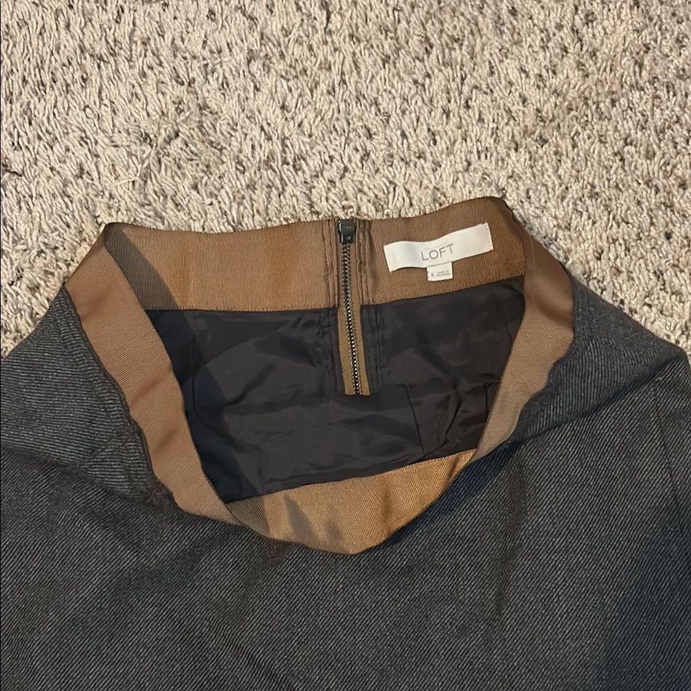 LOFT Black and Brown Pencil Skirt C - Picture 3 of 6